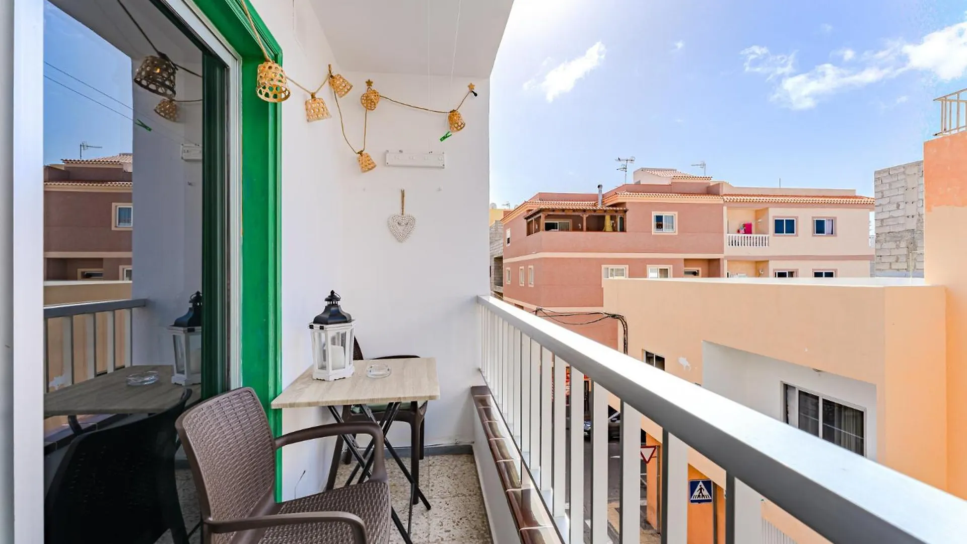 Emerald Autentic Canary Apartment Arona
